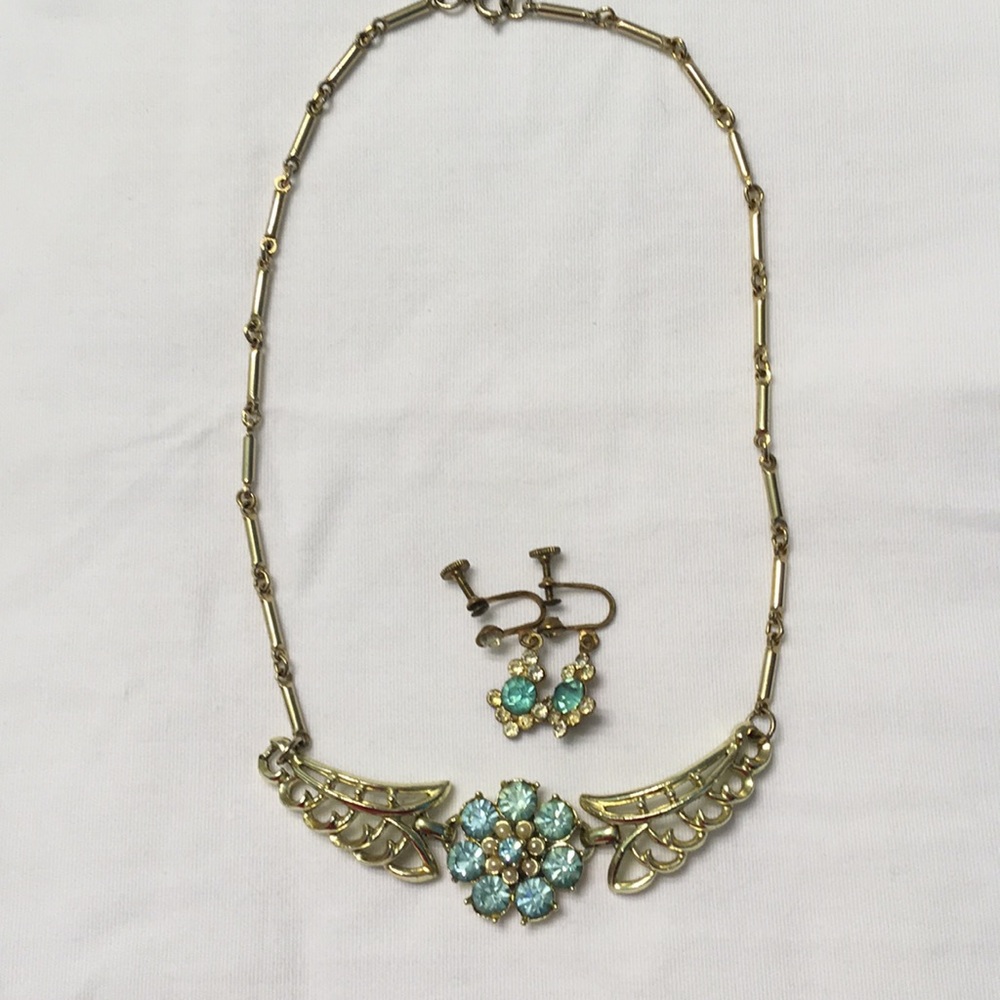 Vintage rhinestone necklace & earrings